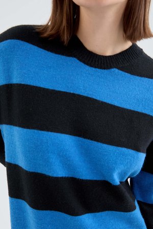 Blue striped knit midi dress (2)