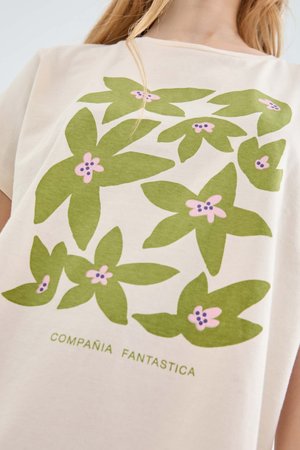 Cotton t shirt with flower print (1)