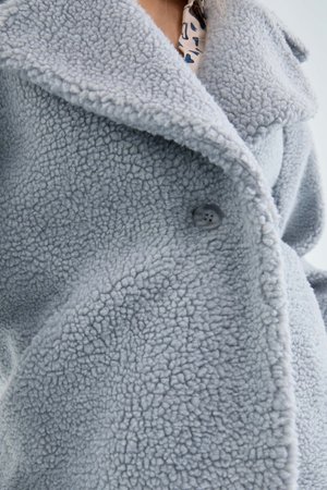 Short grey sheepskin coat (2)