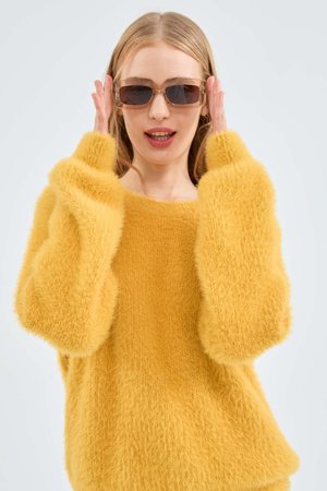 Yellow textured knit sweater (3)