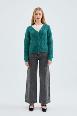 Green thick knit cardigans (3)