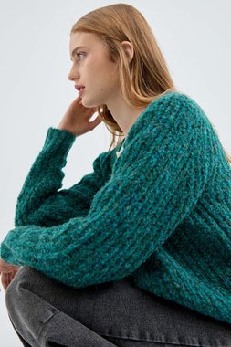 Green thick knit cardigans