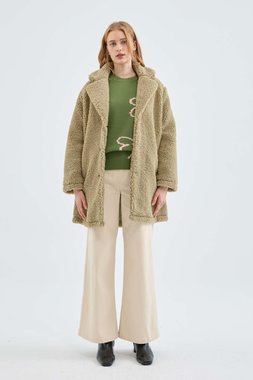 Short green sheepskin coat (2)