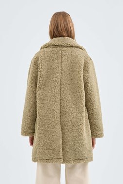 Short green sheepskin coat (3)