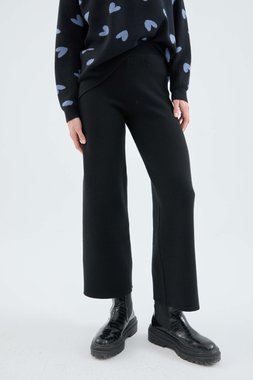 Straight long black knit pants (2)